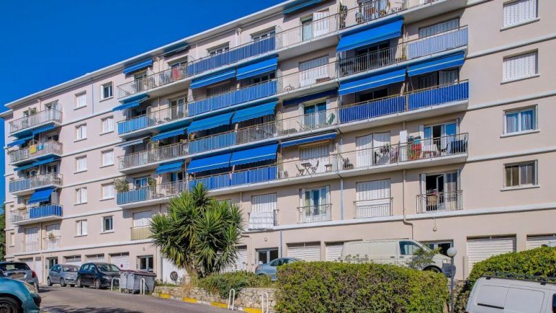 APPARTEMENT T2 41 M2 VUE MER NICE