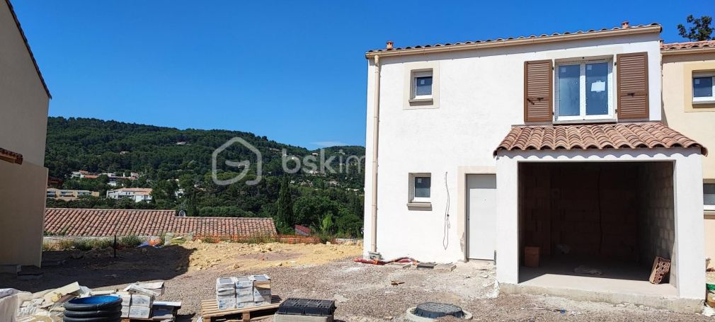 MAISON  4 PIECES 81 M2  DRAGUIGNAN