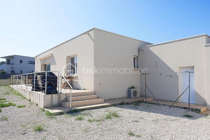 MAISON  5 PIECES 122 M2 BORD DE MER AGDE