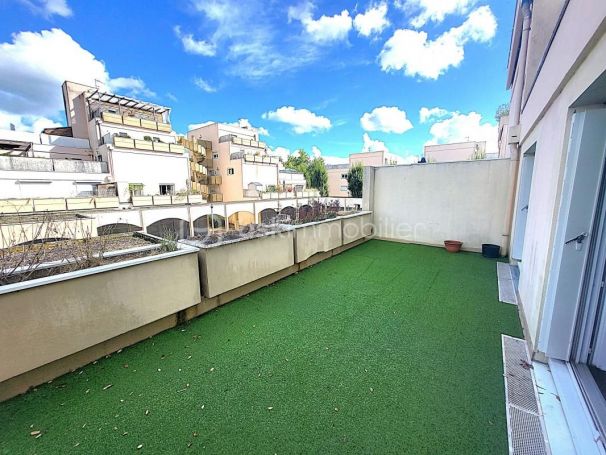 APPARTEMENT T2 49 M2 TERRASSE  FLOIRAC