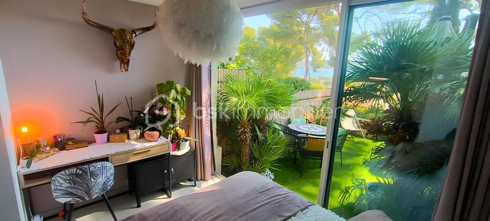 STUDIO  26 M2 VUE MER LA SEYNE SUR MER