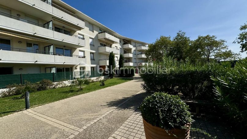 APPARTEMENT T2 40 M2 TERRASSE BORD DE MER VITROLLES