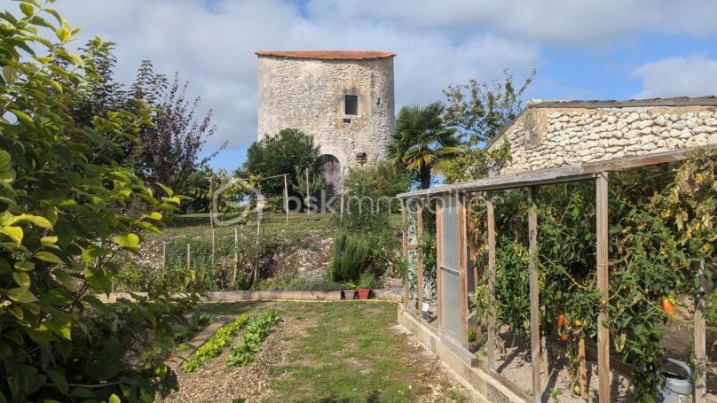 GîTE  PONT L ABBE D ARNOULT