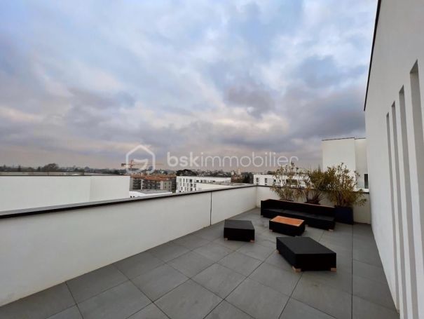 APPARTEMENT DUPLEX DE PRESTIGE T5 121 M2 TERRASSE  LE BOUSCAT