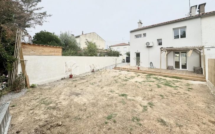 MAISON  5 PIECES 95 M2  BEZIERS