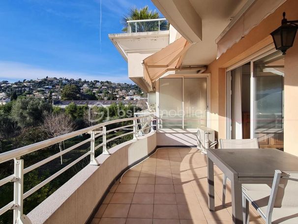 APPARTEMENT DE PRESTIGE T3 72 M2 TERRASSE BORD DE MER GOLFE JUAN