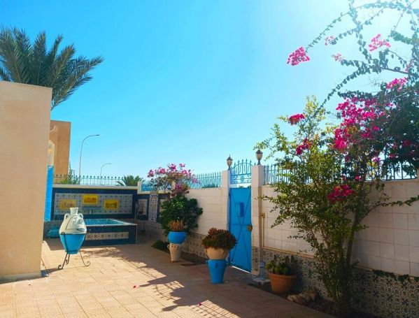 A louer MAISON  4 PIECES 78 M2 BORD DE MER MIDOUN DJERBA