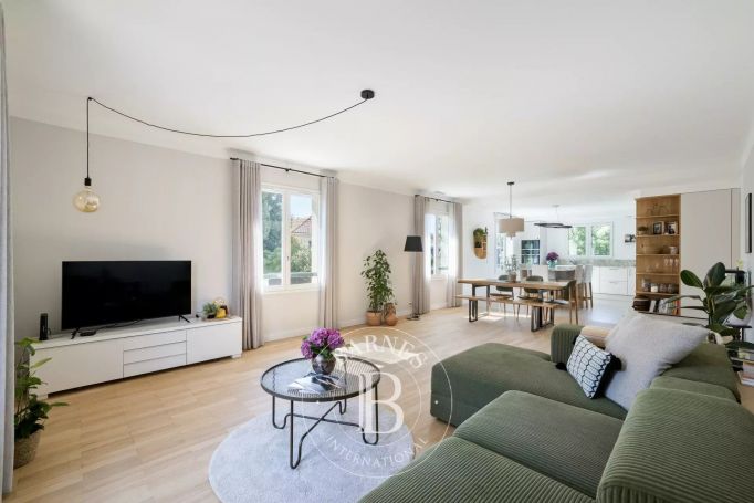 A vendre BELLE MAISON FAMILIALE 7 PIECES 175 M² ANGLET