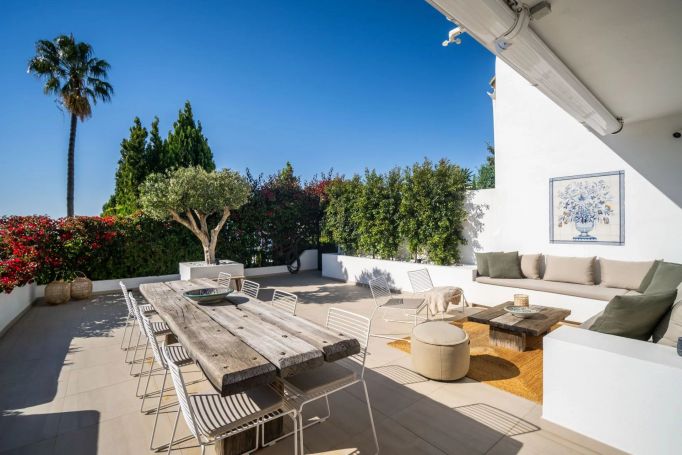 A vendre SUPERBE MAISON DE VILLE 6 PIECES 267 M² VUE MER MARBELLA