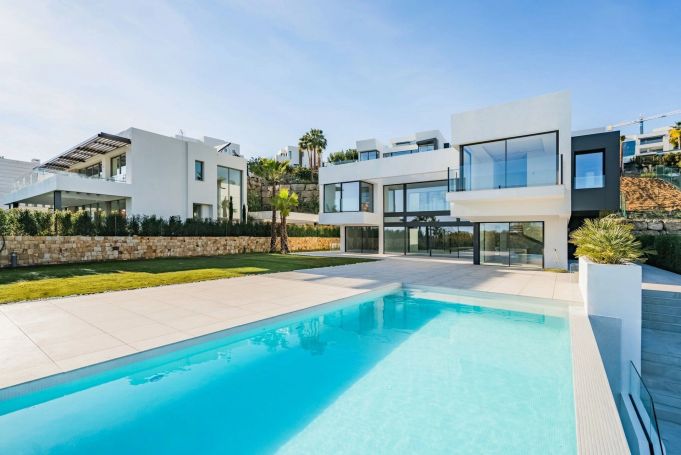 A vendre Superbe Villa de luxe CONTEMPORAINE 560 M² BENAHAVIS