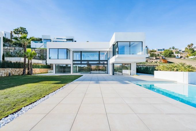 A vendre Superbe Villa de luxe CONTEMPORAINE 560 M² BENAHAVIS