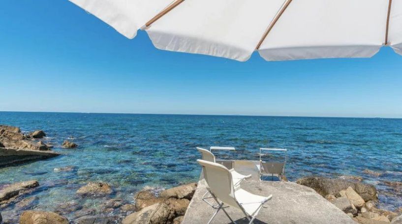 A vendre Splendide Villa 7 PIECES 230 M² bord de mer Castiglioncello