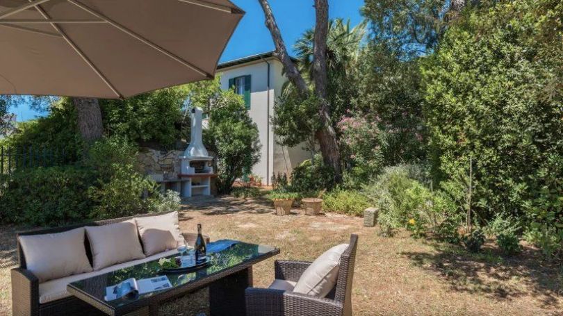 A vendre Splendide Villa 7 PIECES 230 M² bord de mer Castiglioncello