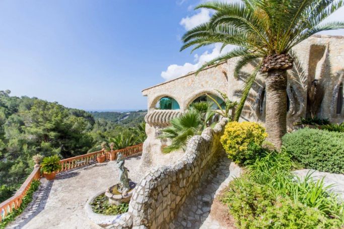 A vendre Villa spectaculaire de style Gaudi 350 M² vue MER PALMA DE MALLORQUE