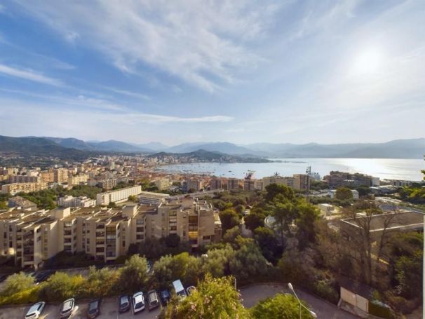 APPARTEMENT T2 42 M2 TERRASSE VUE MER AJACCIO