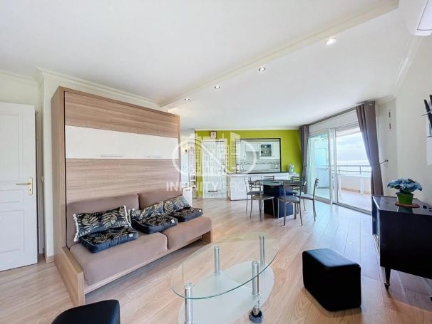 A louer APPARTEMENT T2 59 M2 TERRASSE BORD DE MER ANTIBES