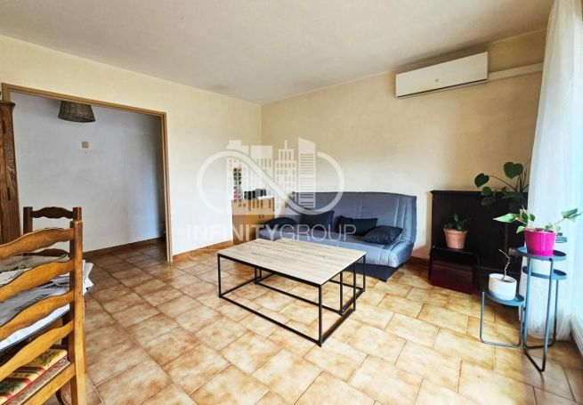 A louer APPARTEMENT T3 68 M2 TERRASSE BORD DE MER ANTIBES