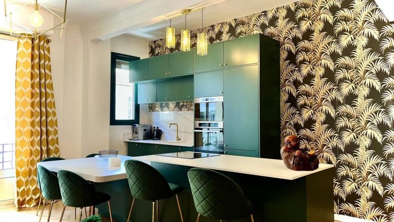 A louer APPARTEMENT NEUF T4 92 M2 BORD DE MER CAGNES SUR MER