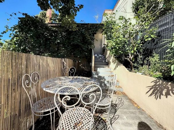 APPARTEMENT T2 48 M2 TERRASSE BORD DE MER CANNES