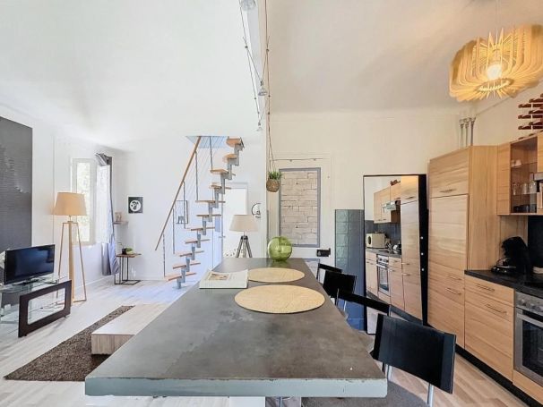 A louer APPARTEMENT T2 48 M2 TERRASSE BORD DE MER CANNES