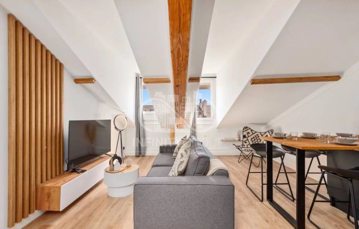 A louer APPARTEMENT T2 42 M2 BORD DE MER CANNES