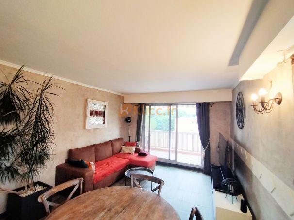 A vendre appartement T4 80 m² quartier AUBAREDE Le Cannet