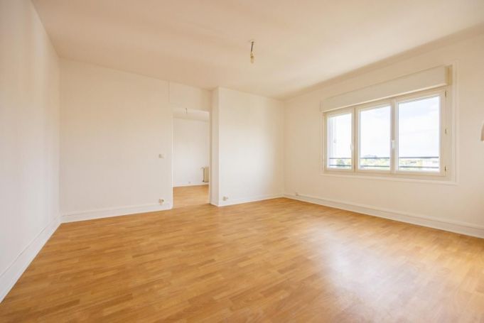 A louer APPARTEMENT T3 63 M2  NANTES