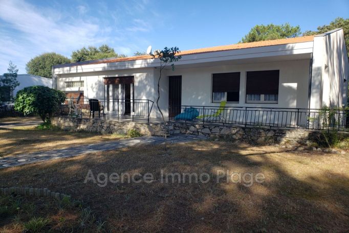 MAISON  88 M2 BORD DE MER SOULAC SUR MER Les Arros