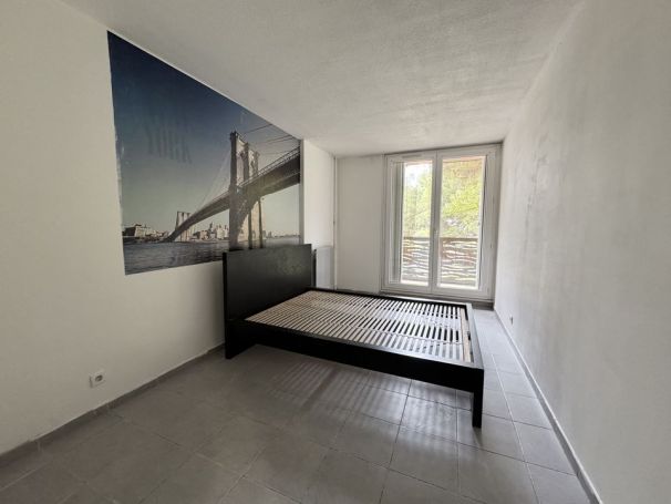 APPARTEMENT T2 50 M2  MARSEILLE 13EME