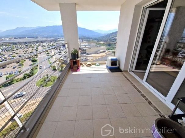 APPARTEMENT T3 70 M2 TERRASSE BORD DE MER SARROLA CARCOPINO