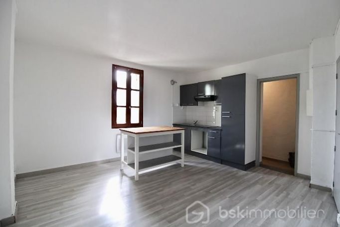 APPARTEMENT DUPLEX T4 70 M2  LUNEL