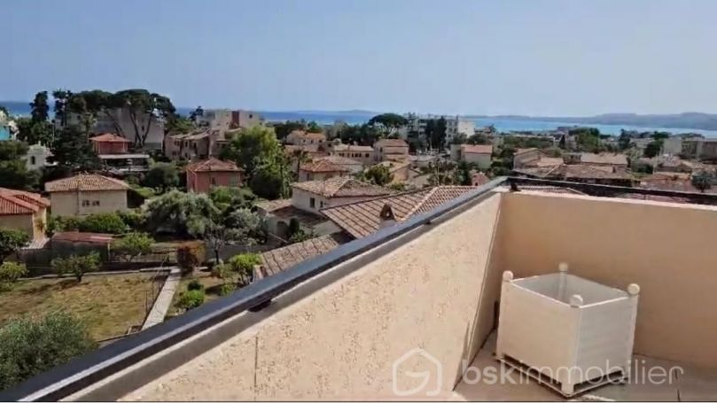 APPARTEMENT T3 75 M2 TERRASSE VUE MER SAINT LAURENT DU VAR