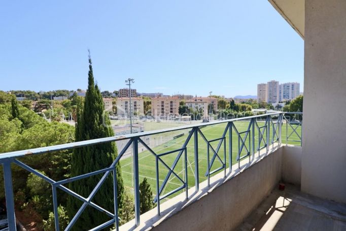 APPARTEMENT T2 57 M2 BORD DE MER TOULON