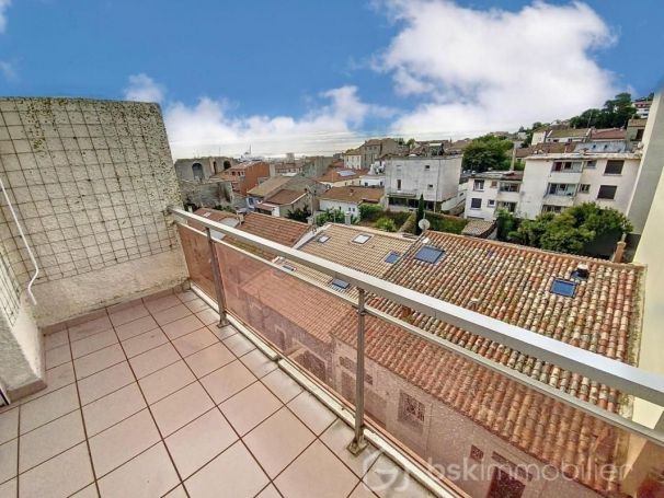 APPARTEMENT T2 60 M2 TERRASSE VUE MER SETE