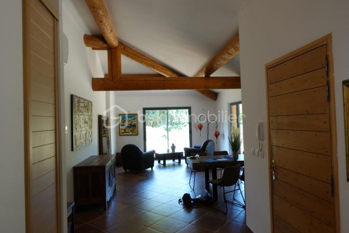 MAISON  5 PIECES 155 M2  AIX EN PROVENCE