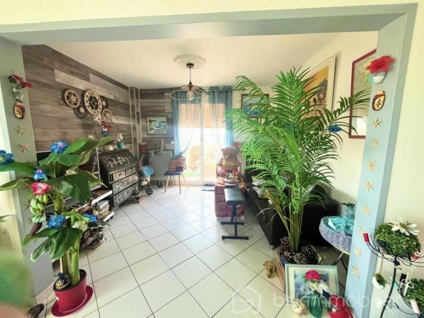 APPARTEMENT T4 90 M2 VUE MER TOULON