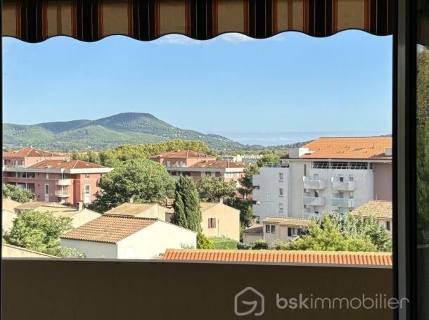 APPARTEMENT NEUF T2 53 M2 BORD DE MER LA GARDE