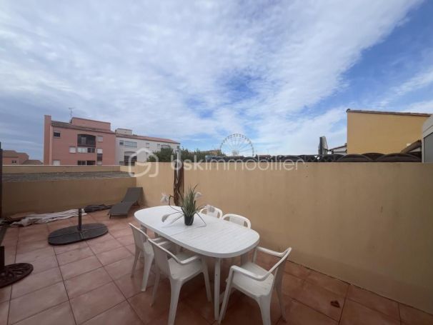 A vendre STUDIO CENTRE PORT AVEC TERRASSE 34300 Cap D Agde