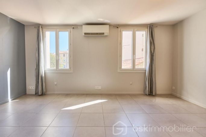 APPARTEMENT DUPLEX T4 85 M2 BORD DE MER TOULON