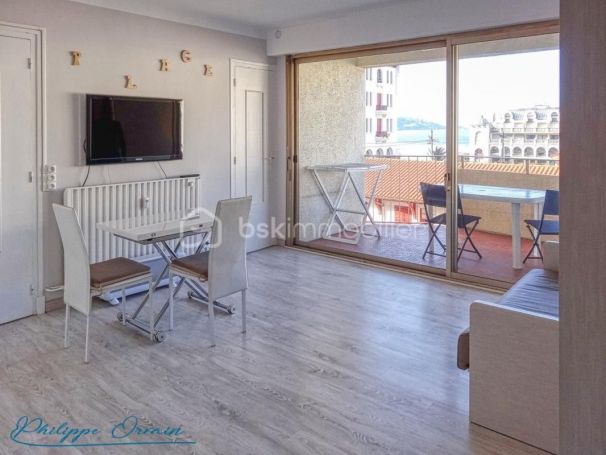 STUDIO  28 M2 BORD DE MER HENDAYE