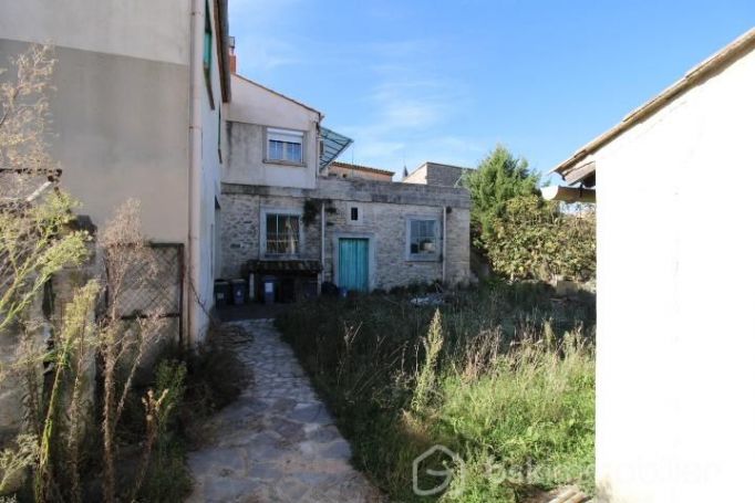 A vendre maison vigneronne 34160 Saint Drezery