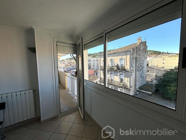 APPARTEMENT T5 67 M2 TERRASSE BORD DE MER SETE