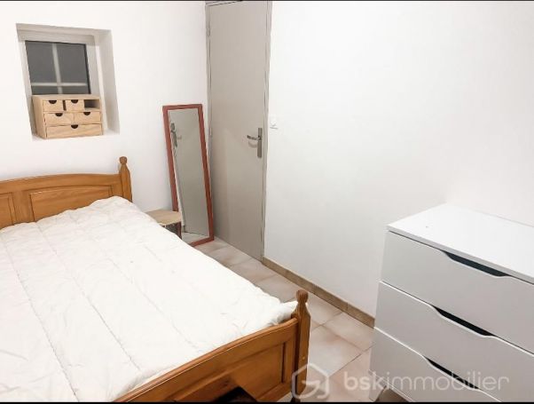 APPARTEMENT T2 29 M2  NIMES