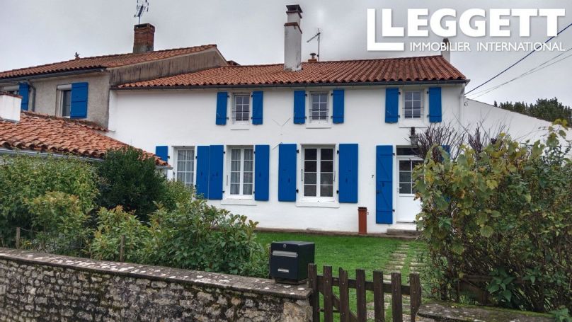 A vendre Superbe propriete  Les Velluire Sur Vendee