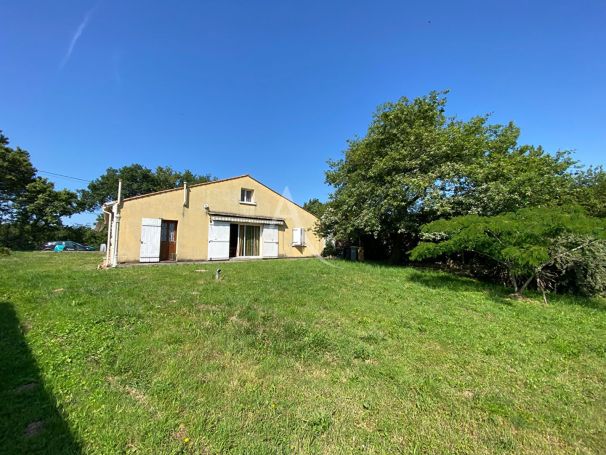 MAISON  6 PIECES 136 M2 BORD DE MER TALMONT SAINT HILAIRE