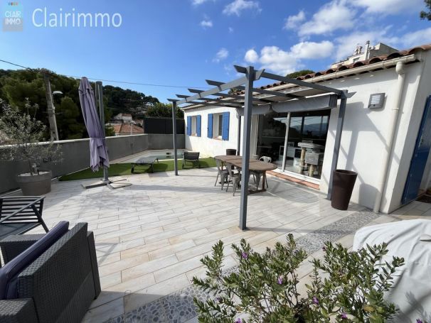 A vendre MAISON T4 DE PLAIN PIED /  CHATEAU-GOMBERT / PISCINE / GARAGE 13013 Marseille 13Eme