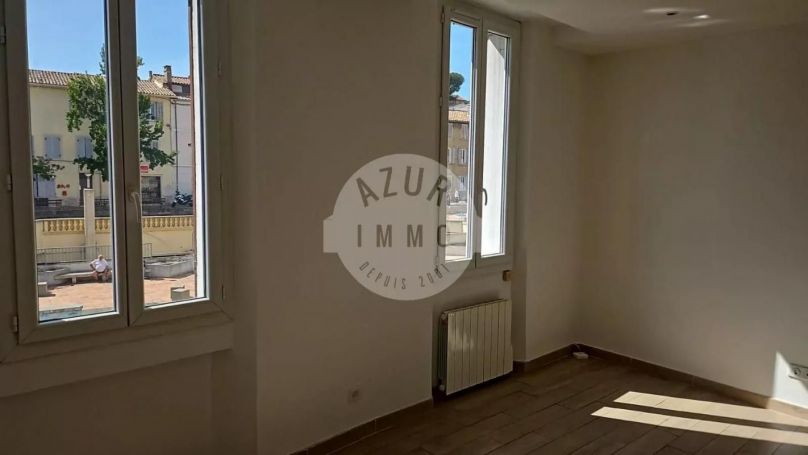 APPARTEMENT T2 34 M2  AUBAGNE