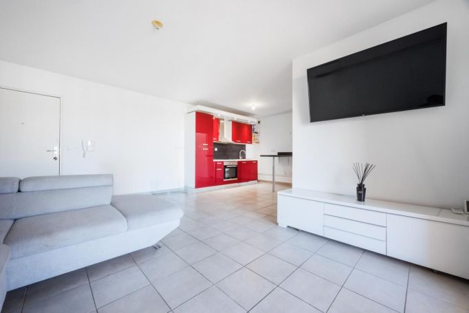 A vendre Appartement T3 de 60m2 vendu avec locataire  - Quartier Capelette Marseille