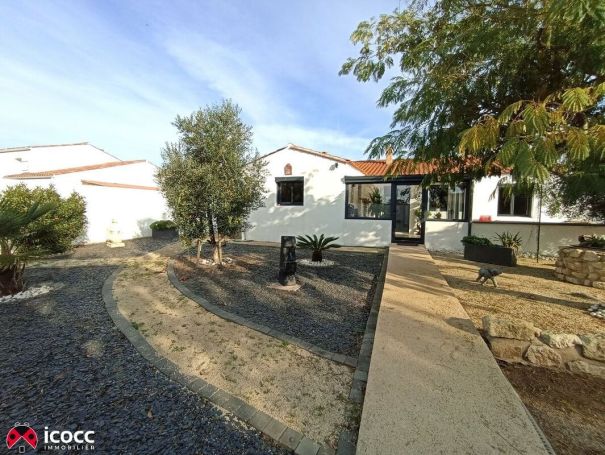 A vendre Maison 108m² habitables, 4 chambres, joli terrain clos, possibilité garer camping-car 85460 L Aiguillon La Presqu Ile