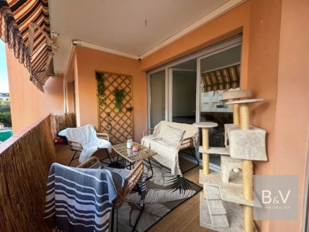 A vendre Lumineux appartement T3 80 M² SAINT LAURENT DU VAR